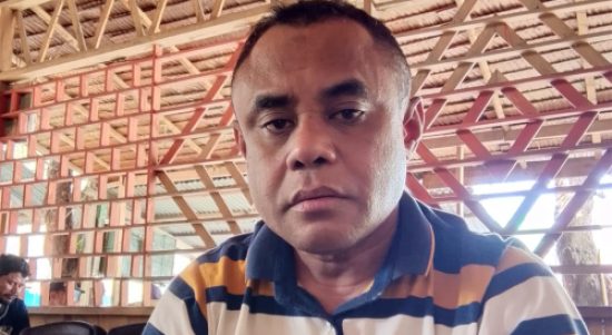 Ketua BARAH, Ady Hi Adam, saat ditemui wartawan di Warung Kopi (Warkop) Kedai Katu.